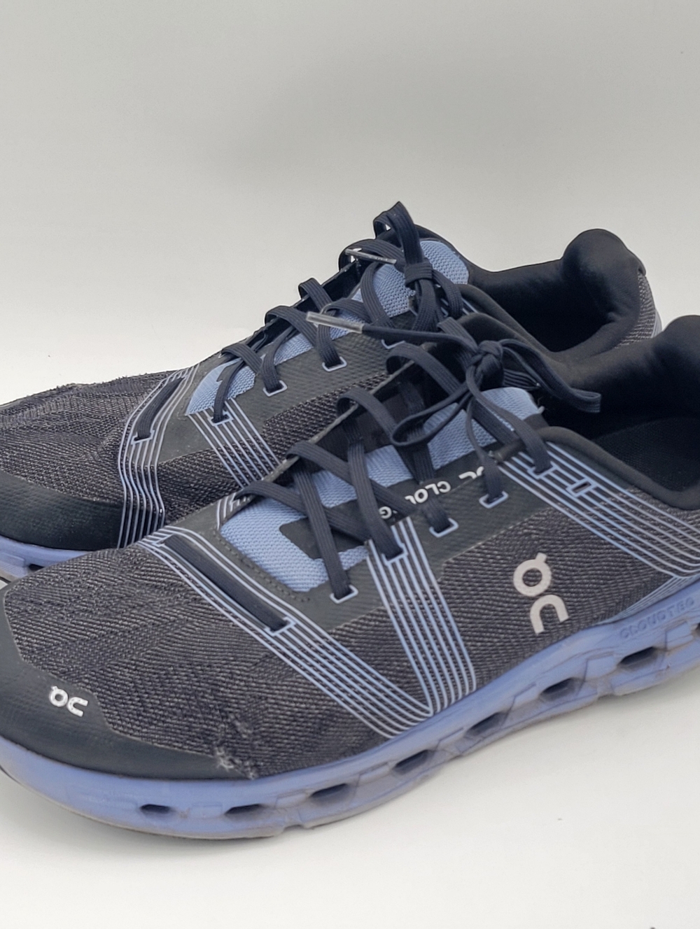 On Cloud Running Men's Cloudgo Sneakers Running Shoes size 13